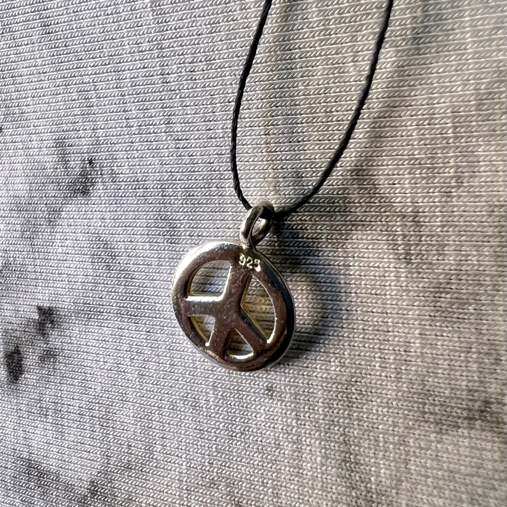925 sterling silver peace symbol charm threat bracelet and earrings